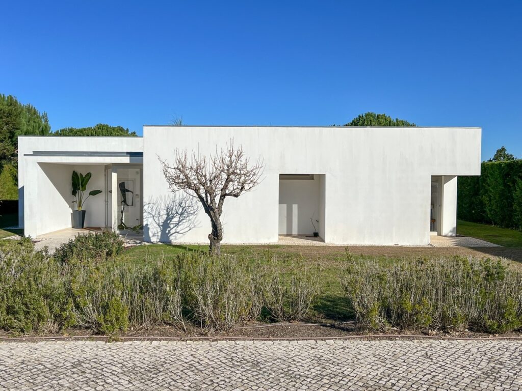Álvaro Siza's Designs at Bom Sucesso Resort 17 Alvaro Siza Vieira 14 Villas at Bom Sucesso Resort 66