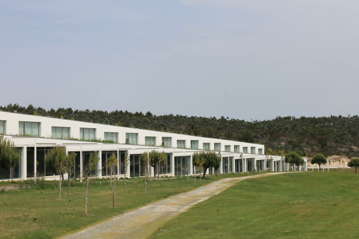 23 Row Houses at Bom Sucesso Resort