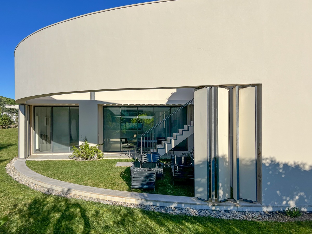 13 Round Houses at Bom Sucesso Resort