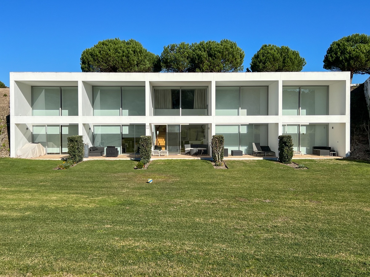 24 Row Houses at Bom Sucesso Resort