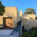 Unknown Architect’s Villa I Rua Júlio Dantas showcasing a concrete and composite material façade with shaded walls, landscaped land lot, and strategic daylighting elements.