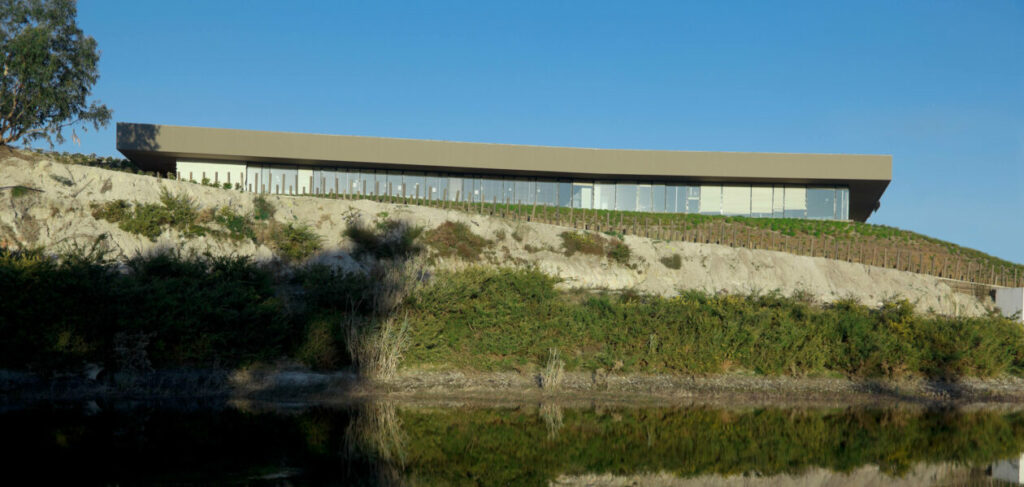 Nuno Graca Moura Golf Clubhouse Bom Sucesso Resort 2928