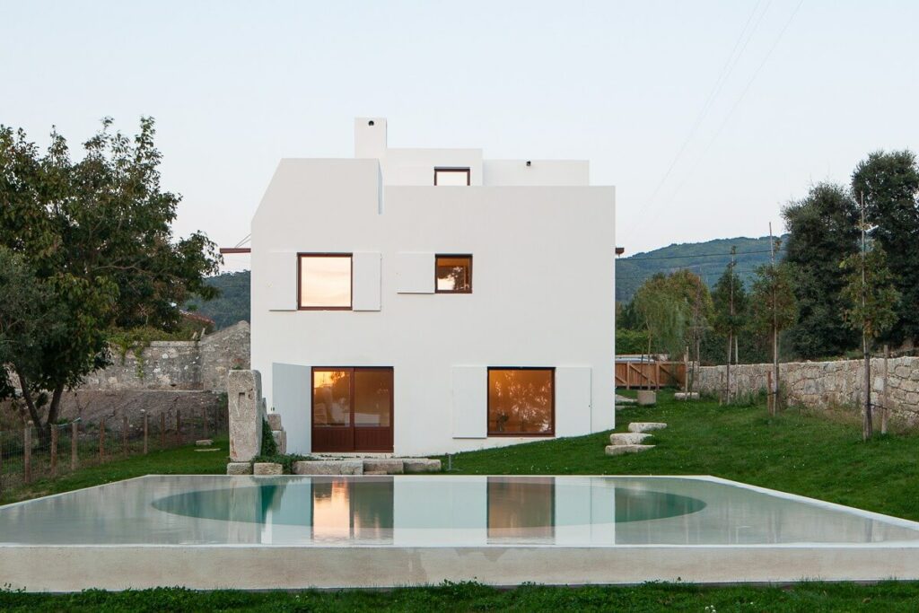 Modern Architecture Holiday Villas for Rent, Portugal 5 GuilhermeMachadoVaz HouseInAfife 3617