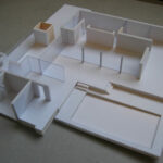 Josep Llinás’s House Model 3 showcasing a detailed floor plan with plywood elements and clear architectural layout.