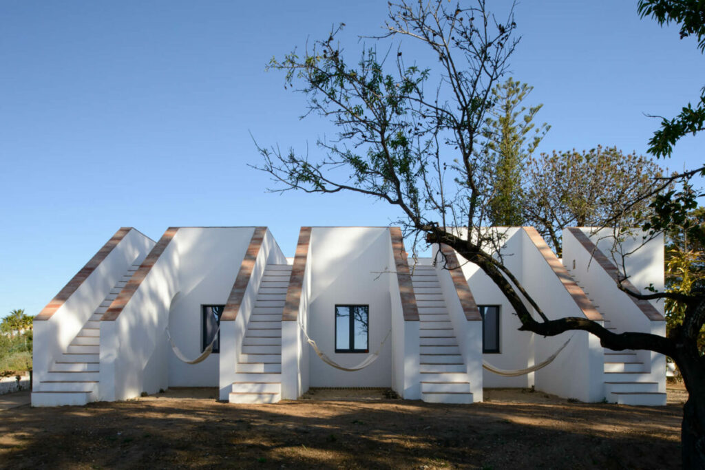 Modern Architecture Holiday Villas for Rent, Portugal 14 Pablo Pita Casa Modesta 3610