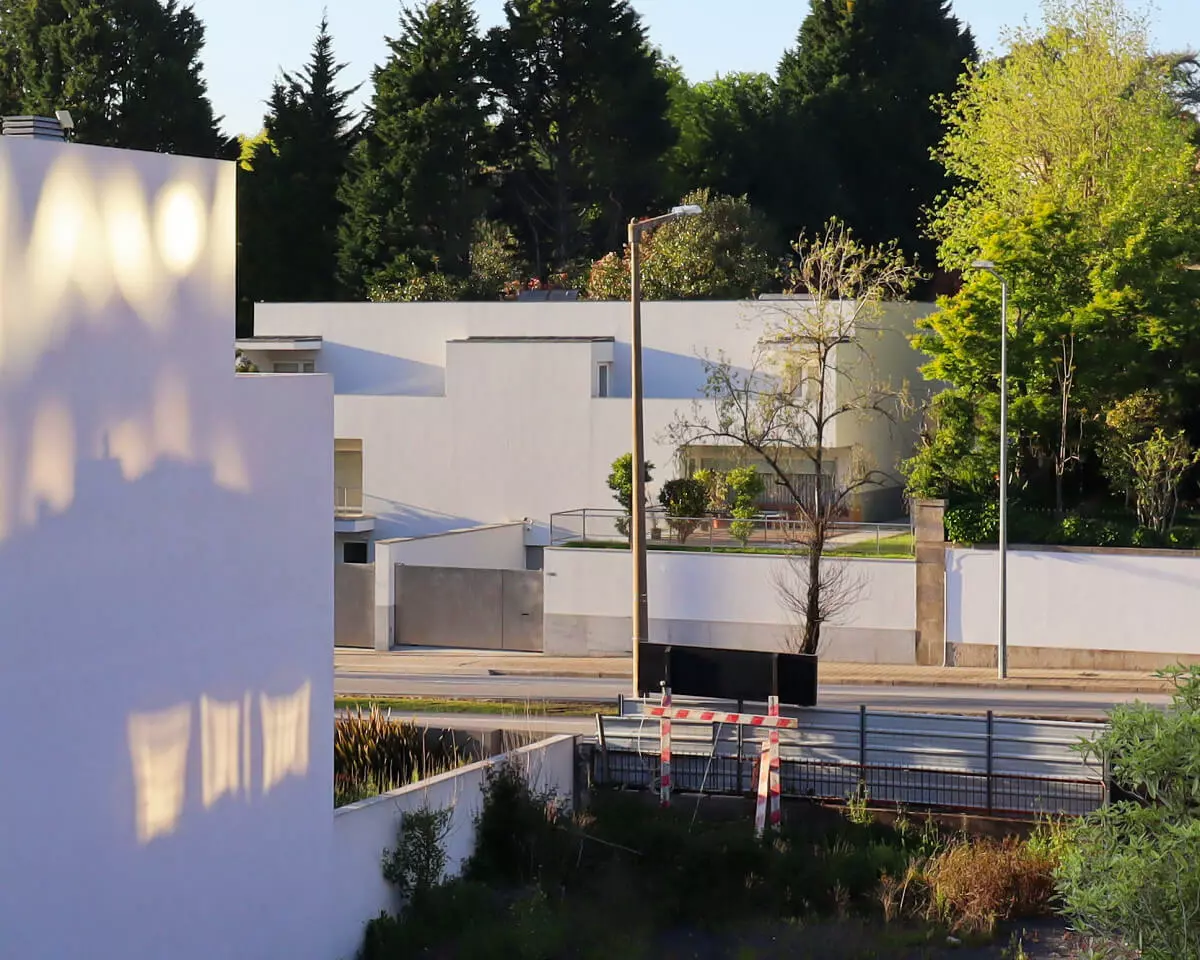 Boavista Architecture Villas, Porto 1 Alvaro Siza Vieira Moradias na Avenida da Boavista 1787.jpg