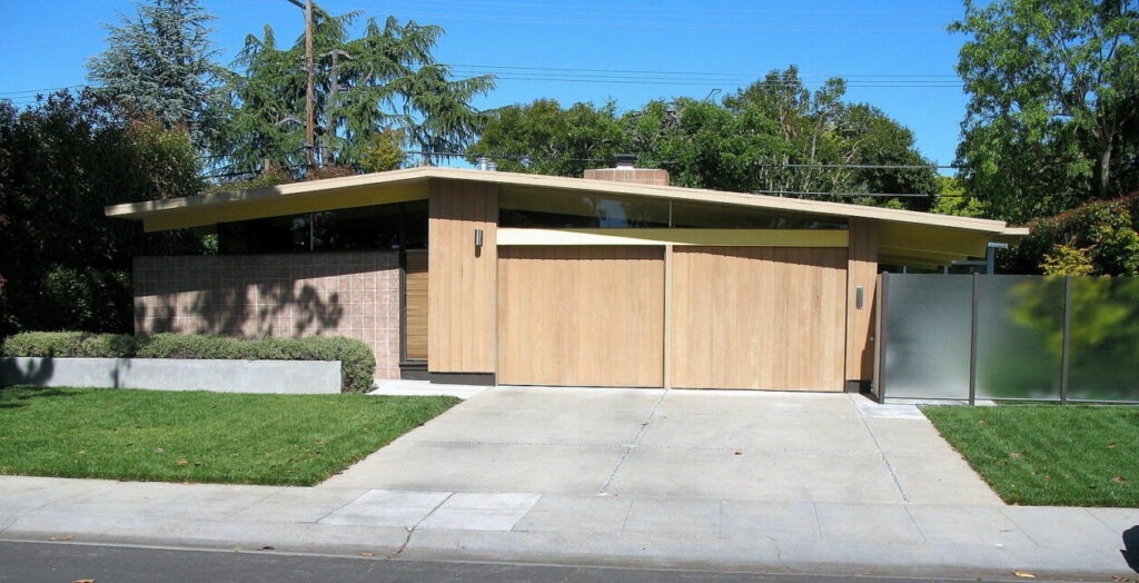 The Largest Living and Permanent Exhibition of Contemporary Architecture 8 Eichler homes 2