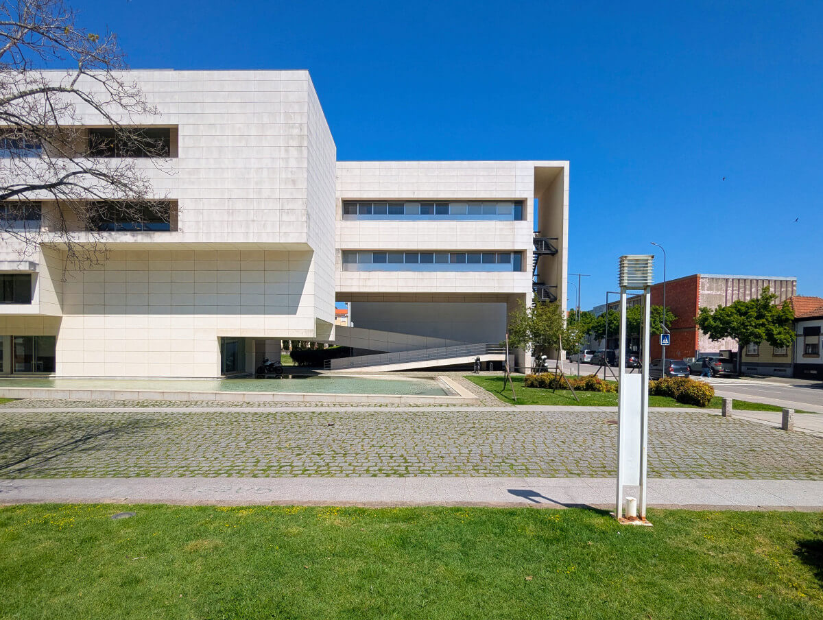 Biblioteca Municipal Florbela Espanca, Matosinhos Architecture, Alcino Soutinho